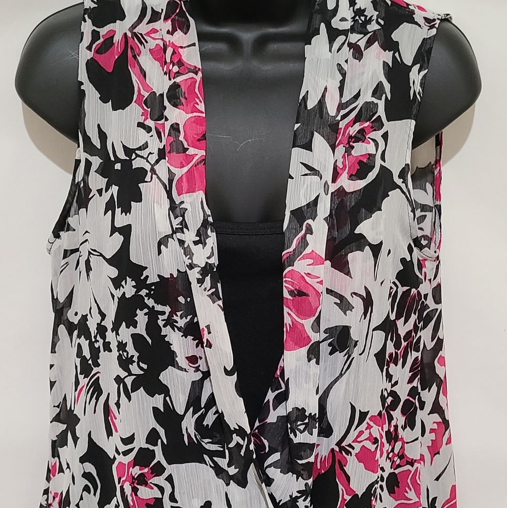 Sara Michelle Floral Blouse
